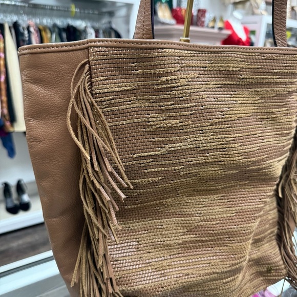 Elliott Lucca Leather Tassel Tote Bag NWT Brown Tan - Picture 2 of 7